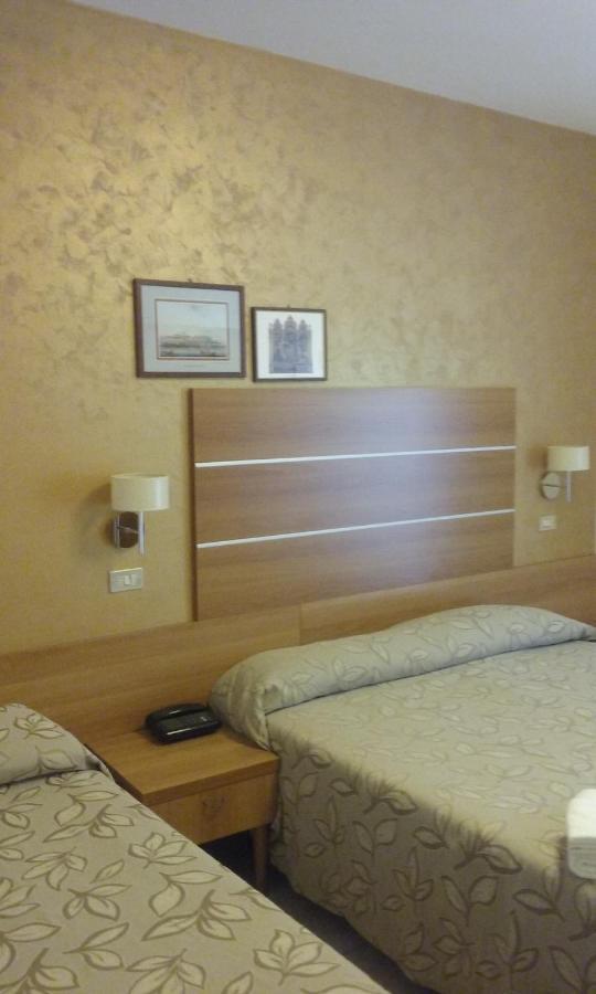 Hotel Prater 체제나티코 외부 사진