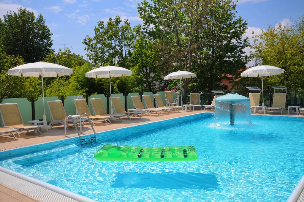 Hotel Prater 체제나티코 외부 사진