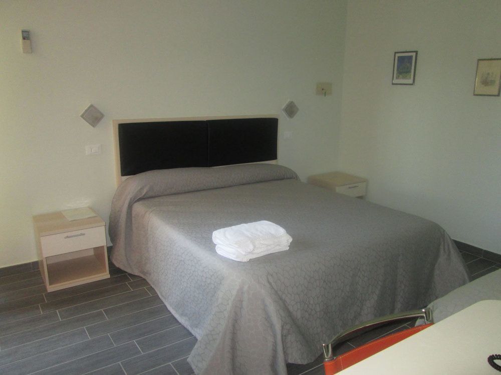 Hotel Prater 체제나티코 외부 사진